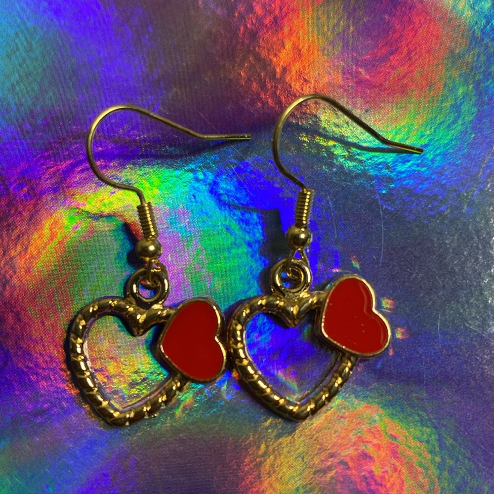 Dainty double Heart earrings ❤️